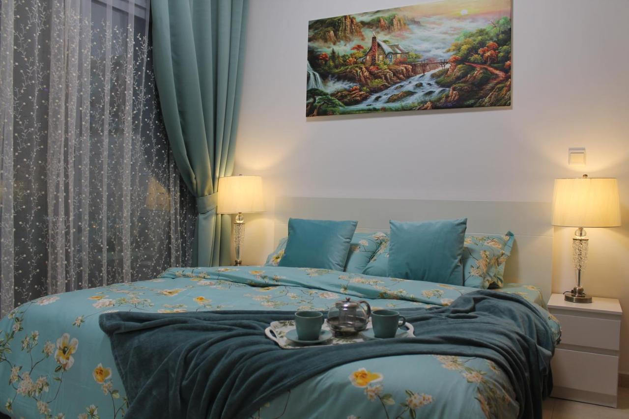 Newly Furnished One Bedroom Apartment Next To Metro & Beach In Marina Residence Dubai Exterior foto