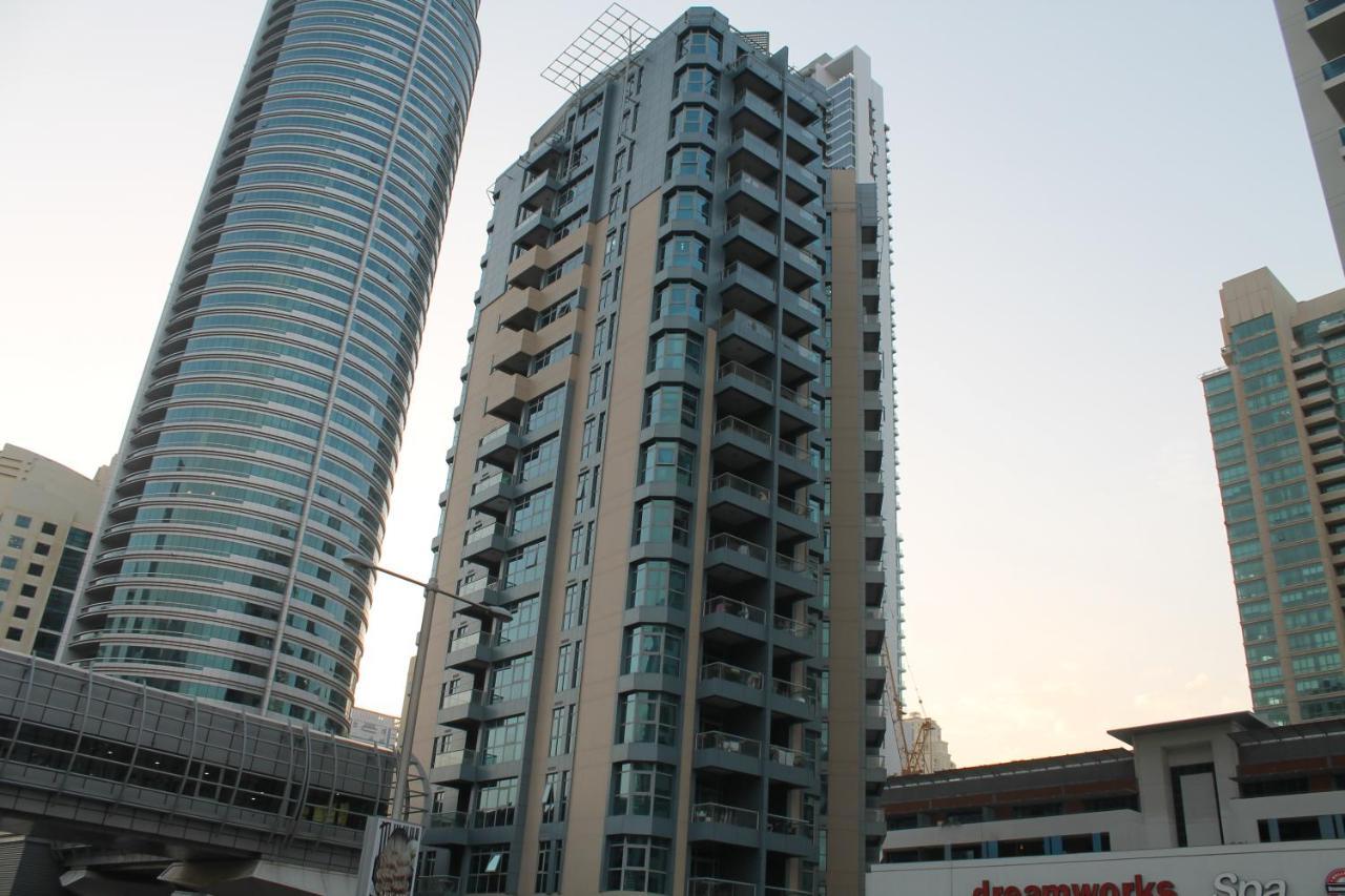 Newly Furnished One Bedroom Apartment Next To Metro & Beach In Marina Residence Dubai Exterior foto